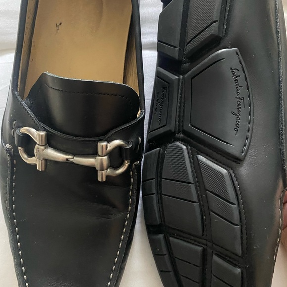 Men's Black Leather Loafers - Picture 2 of 3
